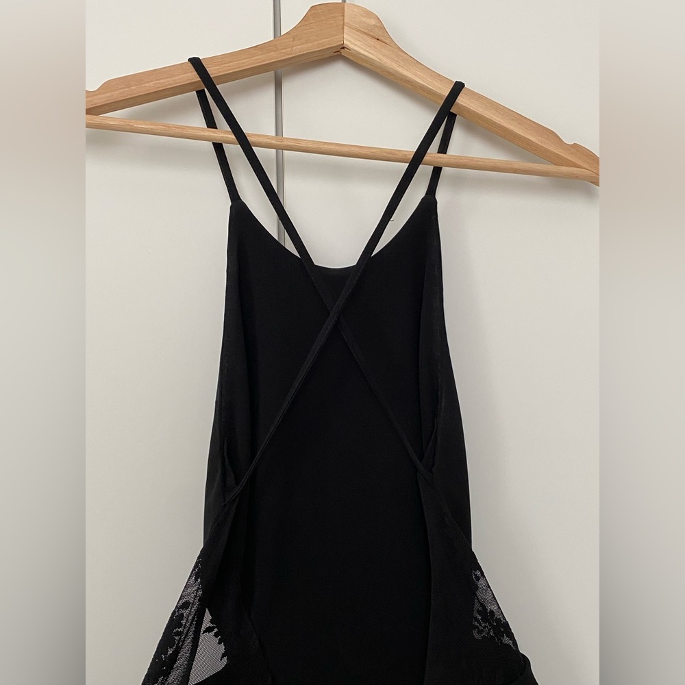 Solace London Black Maxi Gown - Picture 4 of 6